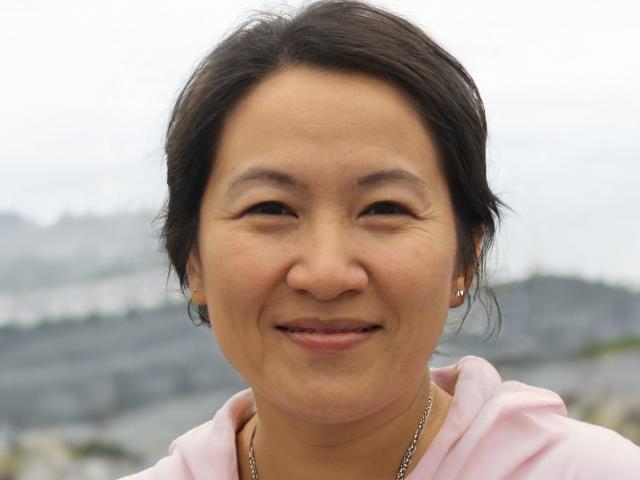 Dr Li Wen